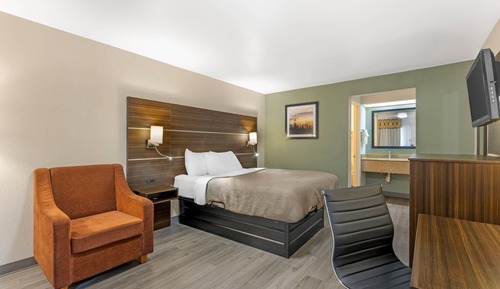 Standard Room, 1 Queen Bed, Non Smoking