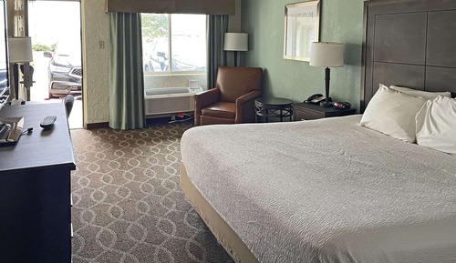 Room, 1 King Bed, Accessible, Non Smoking