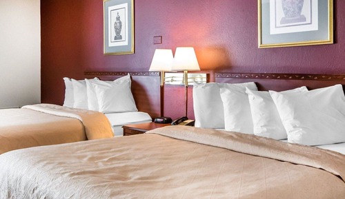 Standard Room, 2 Queen Beds, Non Smoking