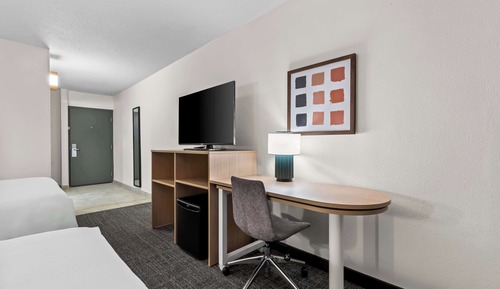 Room, 2 Queen Beds, Accessible (Mobility & Hearing, Roll-in Shower)