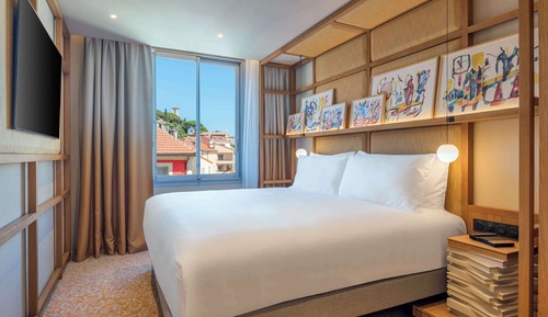 Family Room, 1 King Bed, Connecting Rooms
