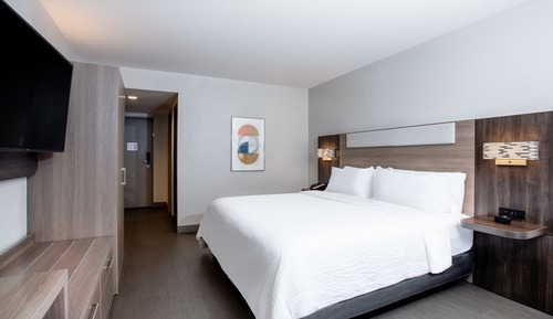 Standard Room, 1 King Bed