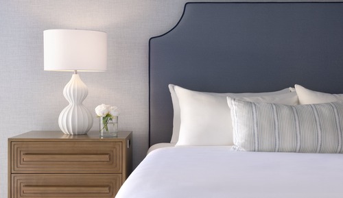 Studio Suite, 2 Queen Beds, Partial Ocean View