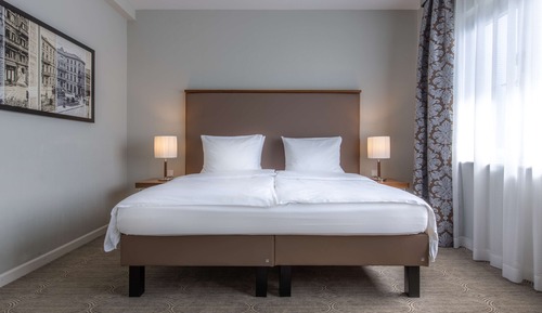 Room (Individual)