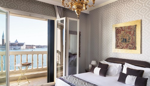 Junior Studio Suite, Terrace, Lagoon View