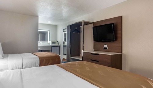 Standard Room, 2 Queen Beds, Non Smoking