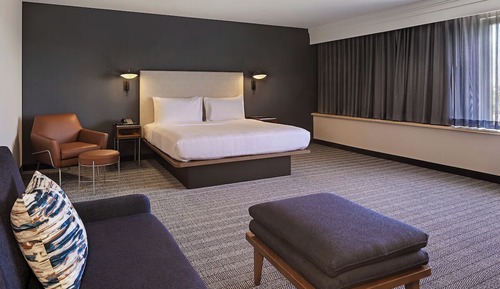 Junior Suite, 1 King Bed with Sofa bed, Non Smoking
