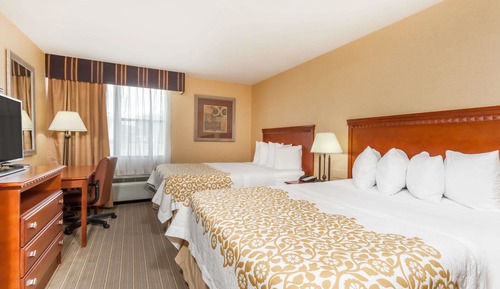 Room, 2 Queen Beds, Non Smoking