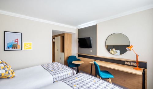 Premium Room, 1 Queen Bed with Sofa bed (Minibar)