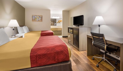 Standard Room, 2 Queen Beds, Smoking