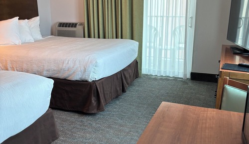 Standard Room, 2 Queen Beds, Partial Ocean View