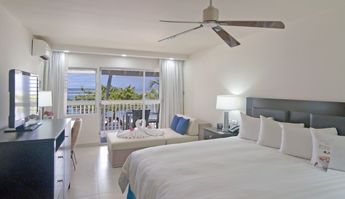 King Bed, Non Smoking, Executive Beach Front