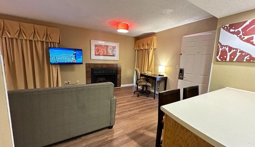 Studio Suite, 1 Queen Bed, Non Smoking