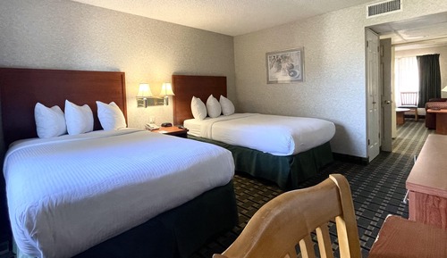 Suite, 2 Double Beds, Non Smoking