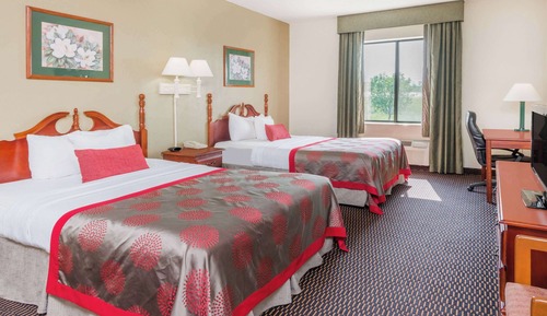 Room, 2 Queen Beds, Accessible, Non Smoking (Mobility Accessible)