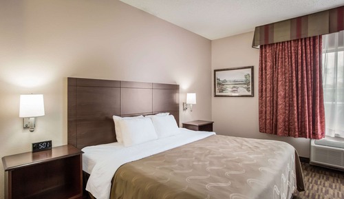 Suite, 1 King Bed, Non Smoking