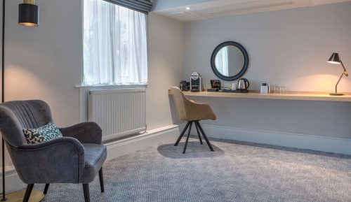 Junior Suite, 1 King Bed