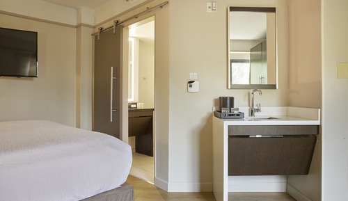 Room, 1 King Bed, Non Smoking