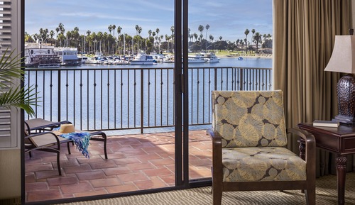 Suite, 1 King Bed, Bay View (Bay Front Suite King Connecting 2nd F)