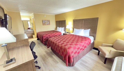 Standard Room, 2 Queen Beds, Smoking