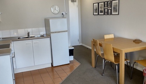 1 Bedroom Deluxe Apartment