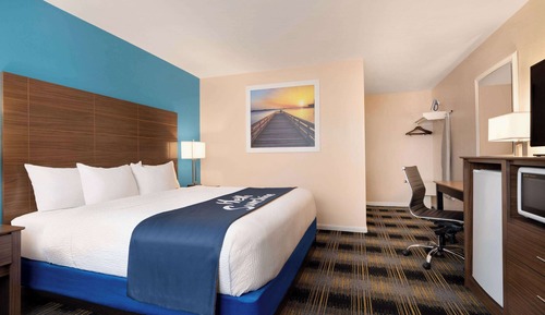 Room, 1 Queen Bed, Non Smoking