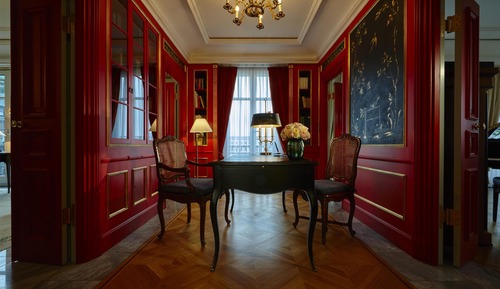 Royal Suite