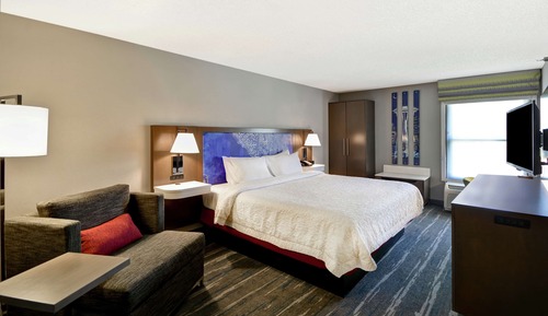 One King Bed, Non-Smoking