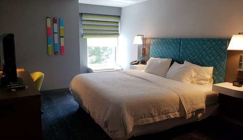 Suite, 1 King Bed, Accessible, Non Smoking