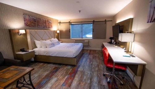 Standard king on top floor