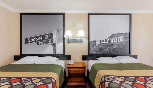 Standard Room, 2 Queen Beds, Non Smoking