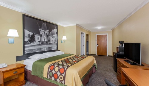 Standard Room, 1 King Bed, Smoking
