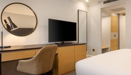 Junior Suite, 1 King Bed
