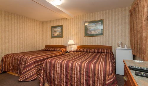 Room, 2 Queen Beds, Non Smoking