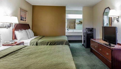 Standard Double Room, 2 Queen Beds, Smoking