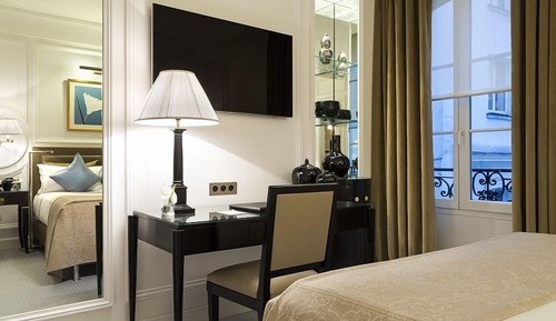 Classic Double Room