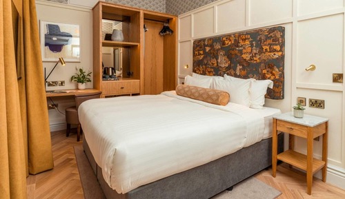 Refurbished Double Room 