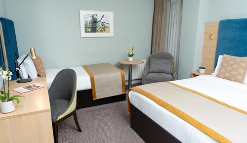 Triple Room