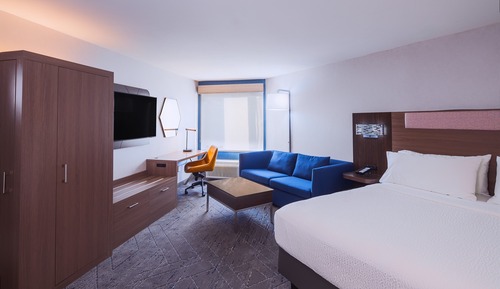 Suite, 1 King Bed with Sofa bed, Kitchenette