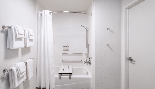 Standard Room, 2 Queen Beds, Accessible Bathtub, Kitchenette