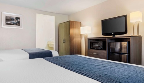 Standard Room, 2 Queen Beds, Accessible, Non Smoking