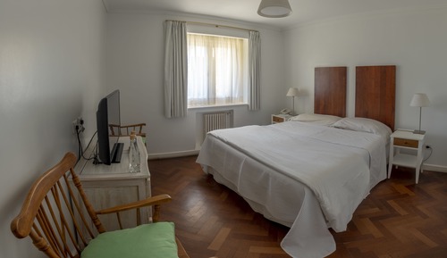 Standard Double Room, Garden View