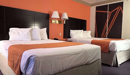 Double Room, 2 Double Beds