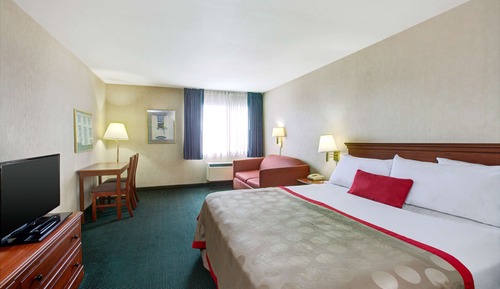 Deluxe Room, 1 King Bed