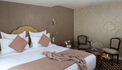 Room (Authentique)