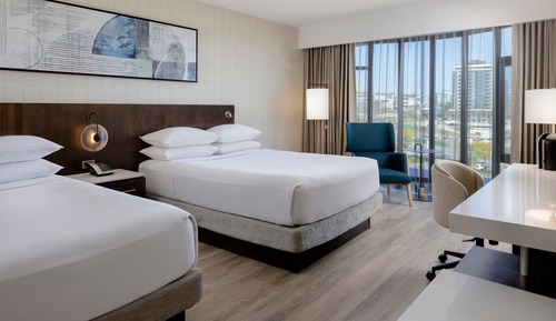 Room, 2 Queen Beds, Non Smoking
