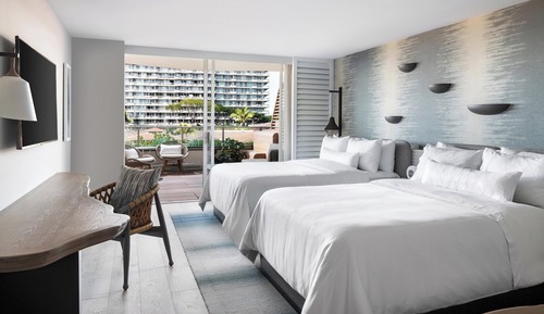 Club Room, 2 Queen Beds, Club Lounge Access, Partial Ocean View (Hokupa'a Tower, Extended Lanai)