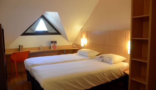 Standard Room, 2 Twin Beds