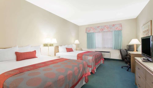 Room, 2 Queen Beds, Non Smoking