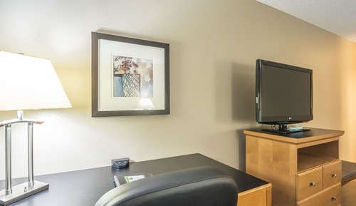 Standard Room, 1 Queen Bed